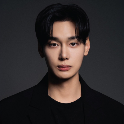Hwang Dong Hee