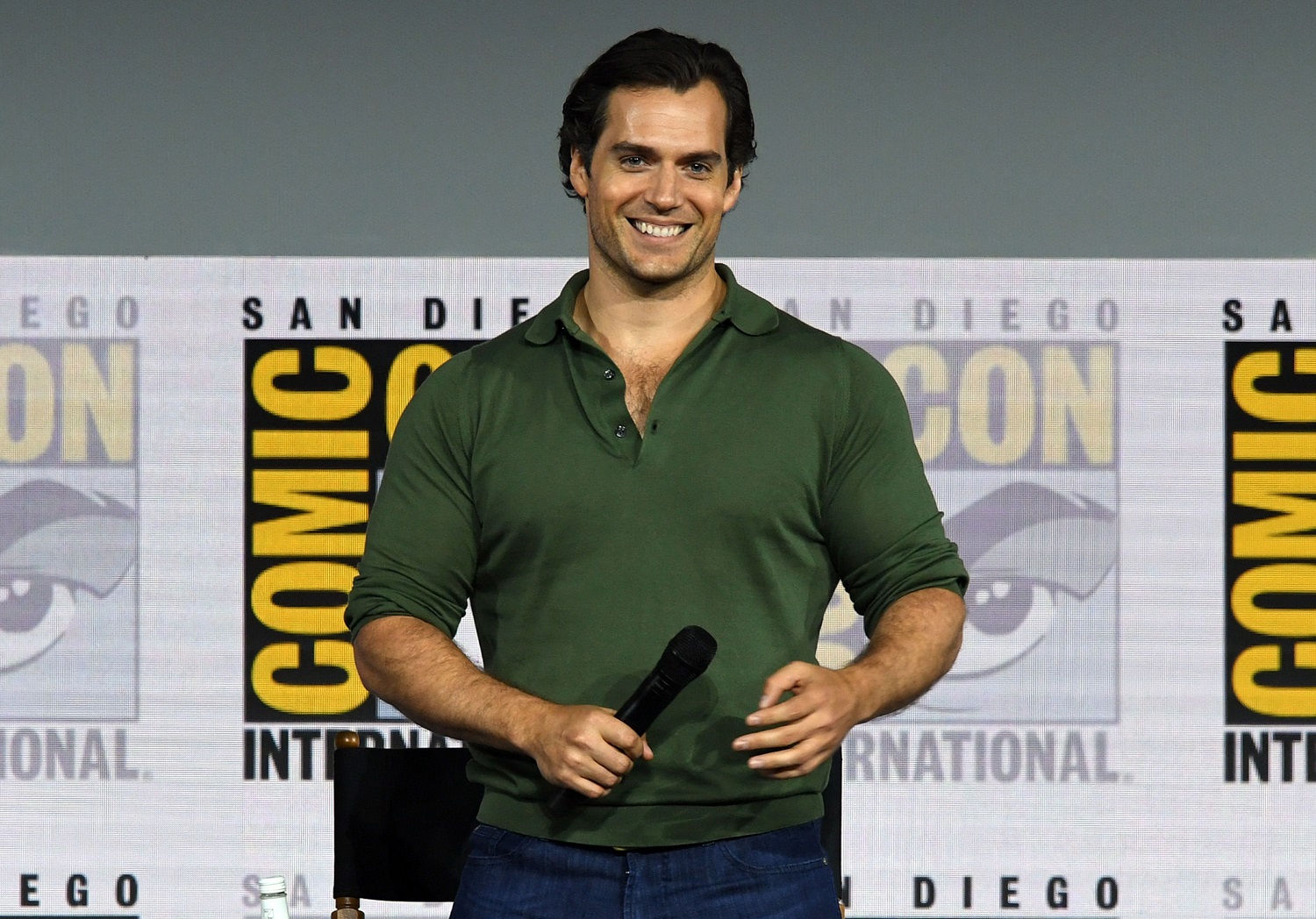 Henry Cavill languages speak