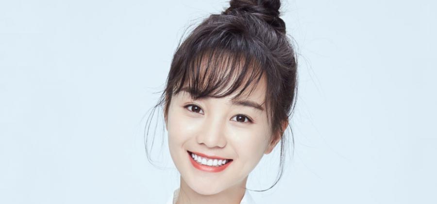 Hu Yi Xuan speak languages