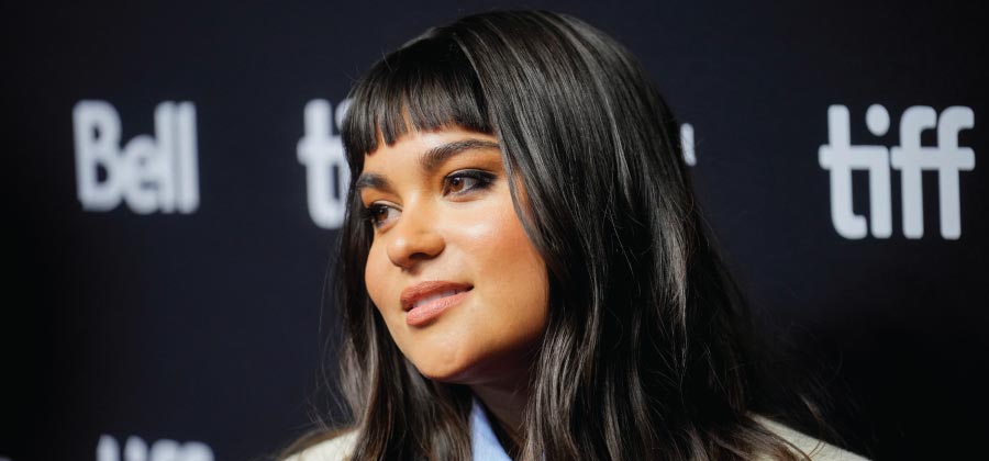 Kawennahere devery jacobs speak languages fluently