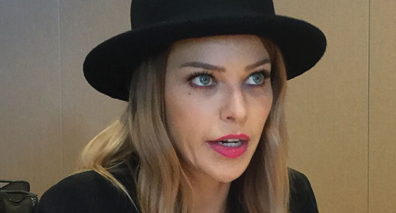 Lauren German speak languages fluently