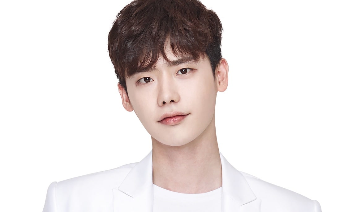 Lee Jong Suk biography