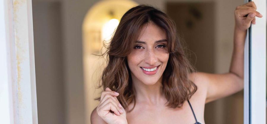 Meirav Shirom speak languages