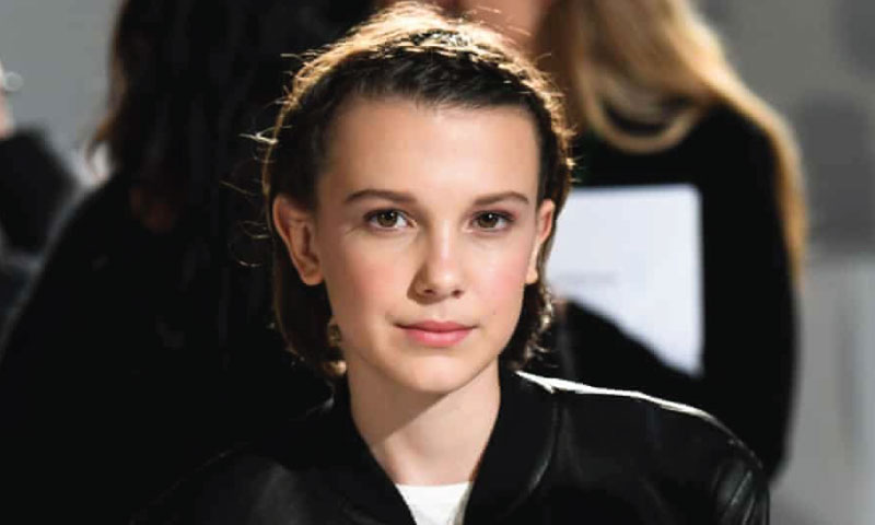 How many languages does Millie Bobby Brown can speak