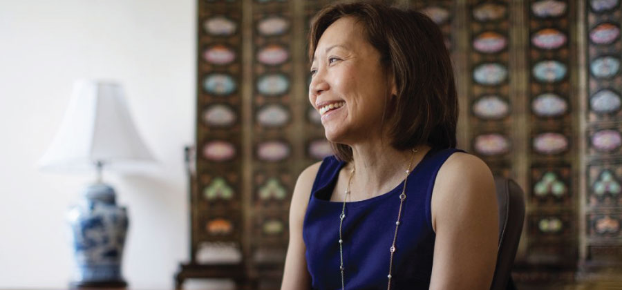 Sandy Leung speak languages fluently