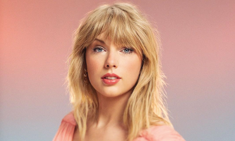 Taylor Swift Blue Eyes Actress