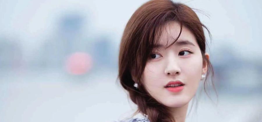 Zhao Lusi speak languages fluently