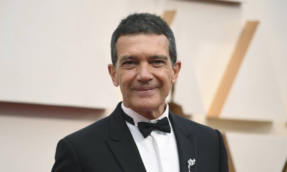 antonio banderas speak languages