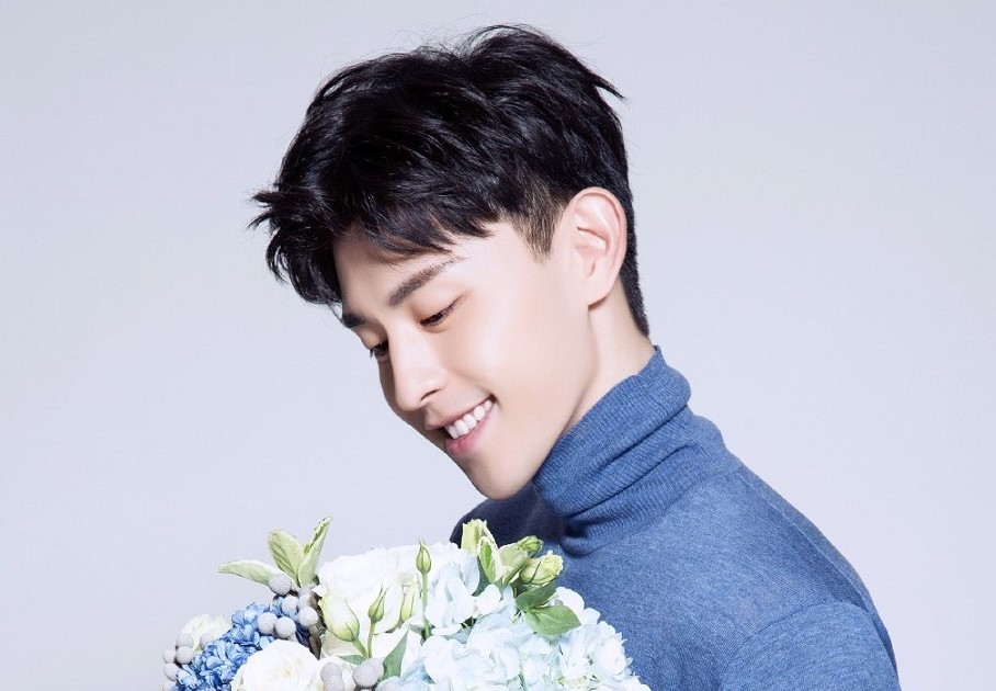 Deng Lun: Biography, Age, Height, Girlfriend, Wife, Kids, Family, House