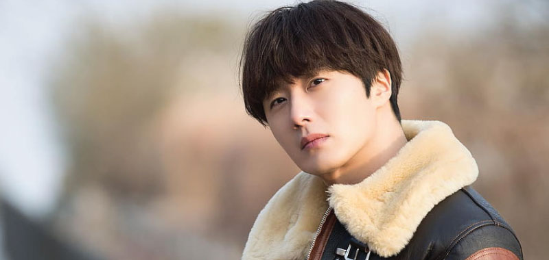 jung il woo speak languages