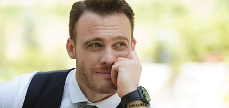 kerem bursin speak languages