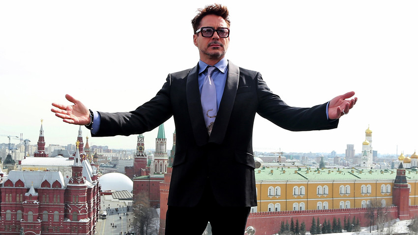 robert downey jr speak languages