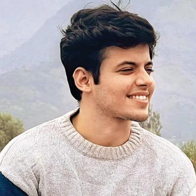 Darsheel Safary