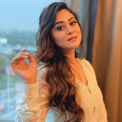 Falaq Naaz