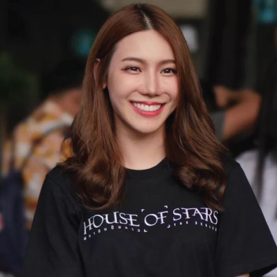Oaey Ponchanok Theerawan
