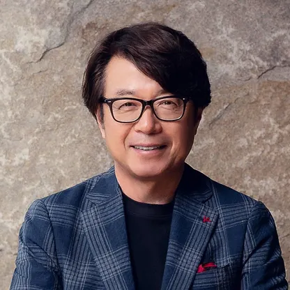 Takaya Awata